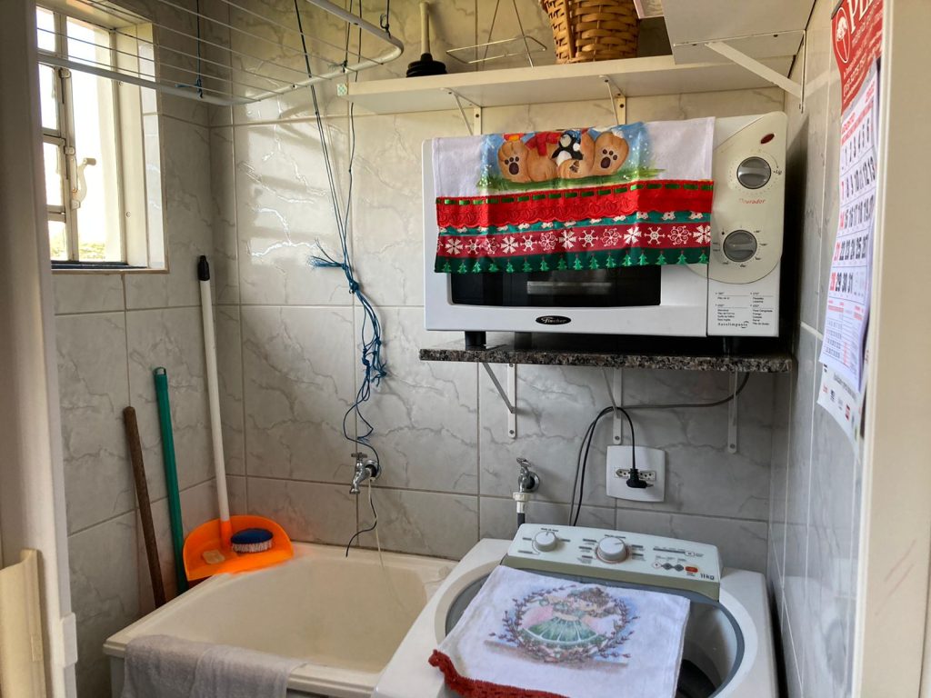 CONDOMÍNIO VILLAGE RESIDENCE