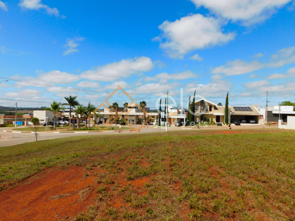 CONDOMÍNIO GOLDEN VILLE