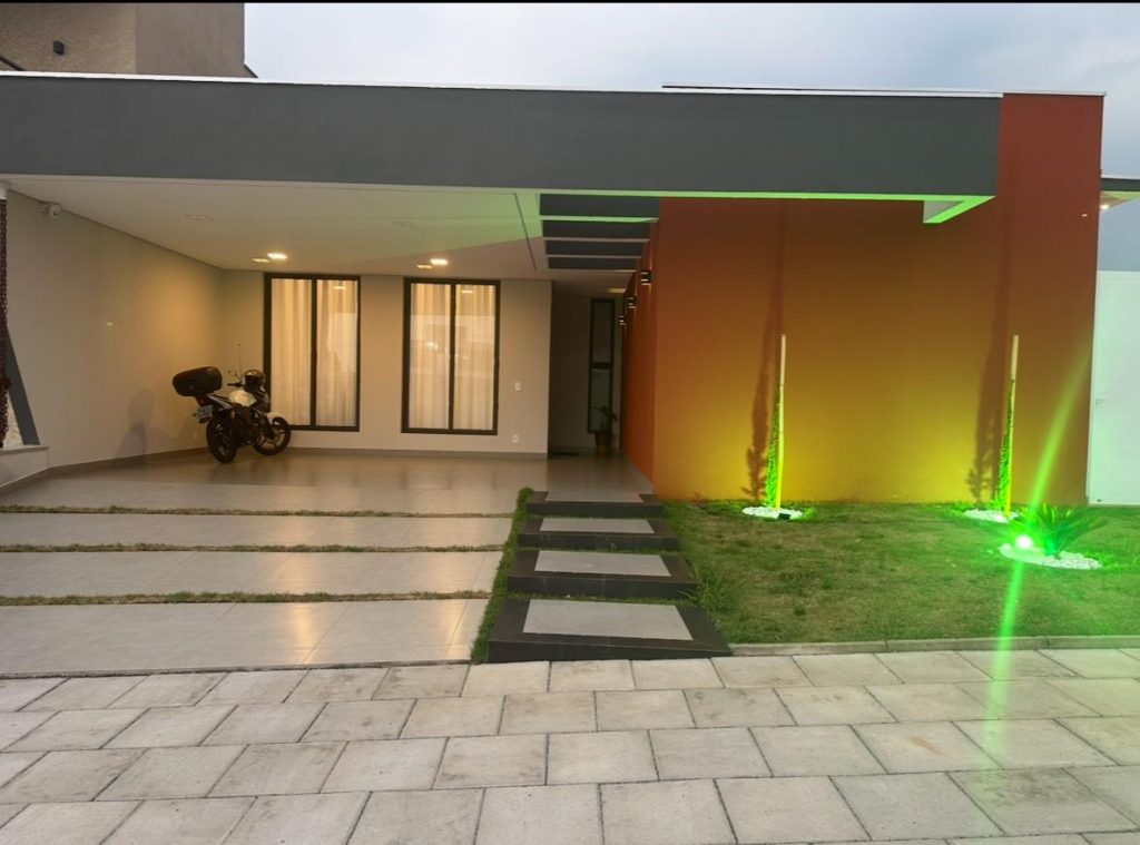 CONDOMÍNIO GOLDEN VILLE