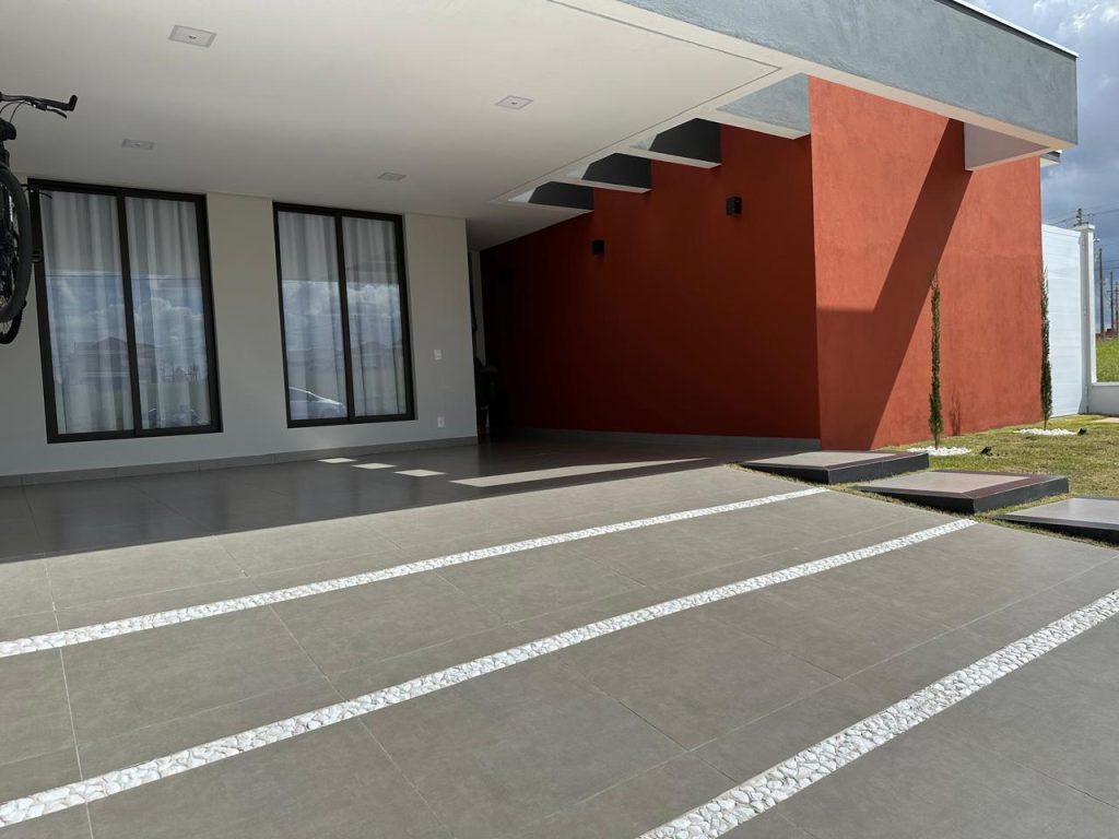 CONDOMÍNIO GOLDEN VILLE