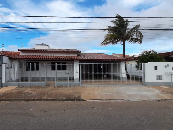 VILA CAROLINA