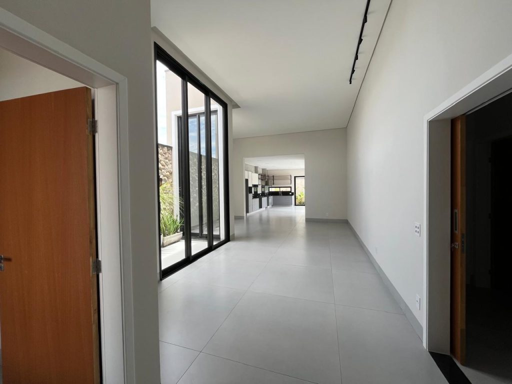 CONDOMÍNIO GOLDEN VILLE