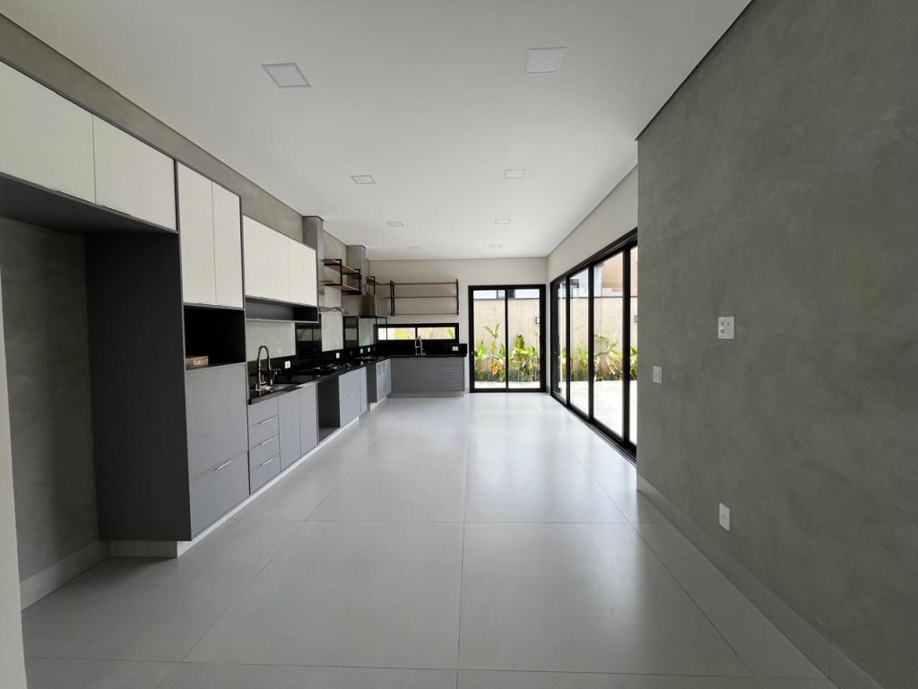 CONDOMÍNIO GOLDEN VILLE