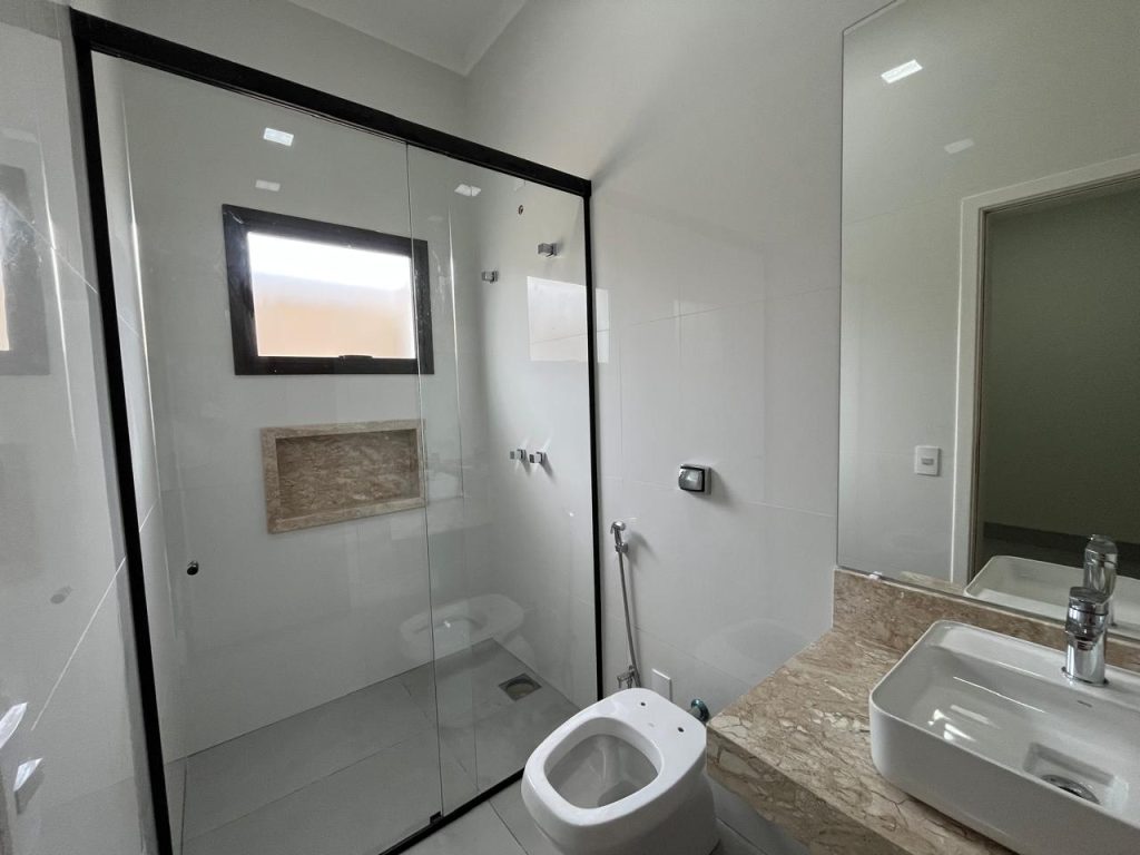 CONDOMÍNIO GOLDEN VILLE