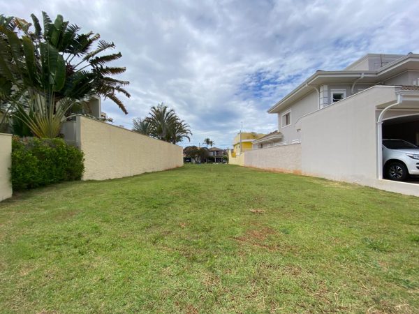 CONDOMÍNIO OUROVILLE