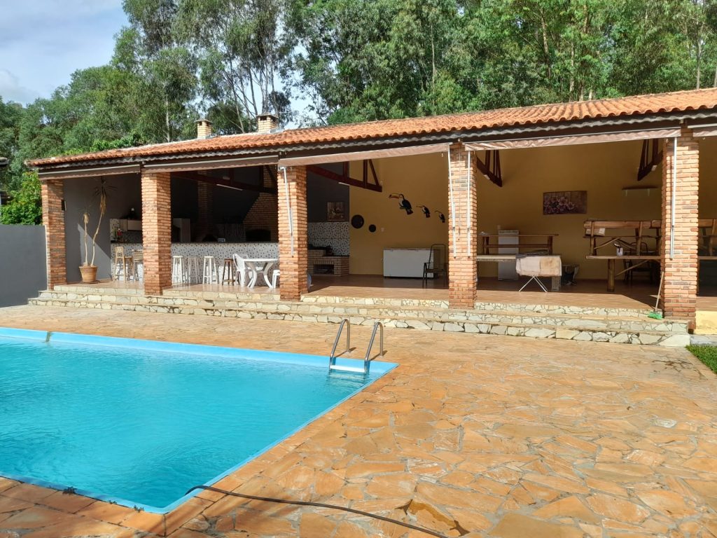 BAIRRO IPEROZINHO / CAPELA DO ALTO