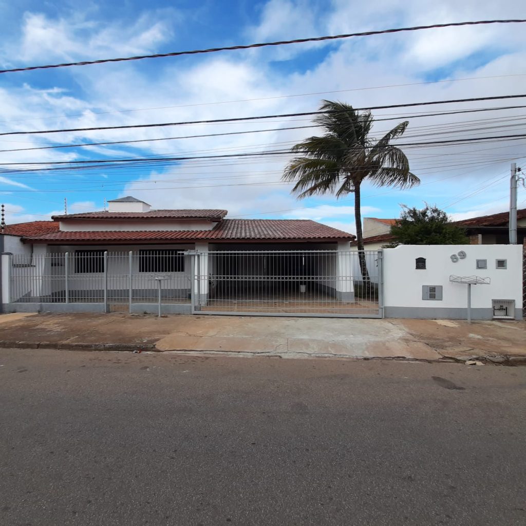 VILA CAROLINA