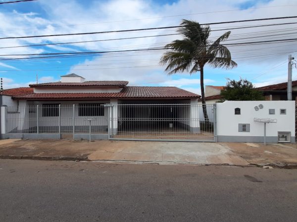 VILA CAROLINA