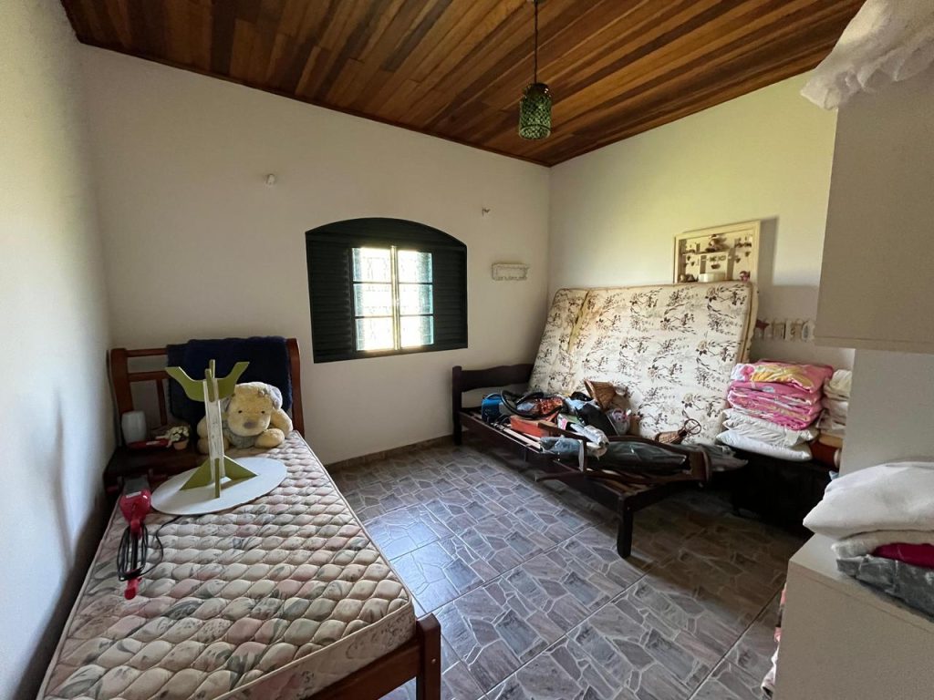 BAIRRO CERCADINHO/ALAMBARI